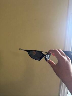 Men's Black Curved Frame Sunglasses - Lightweight Everyday Wear o sunglasses oak